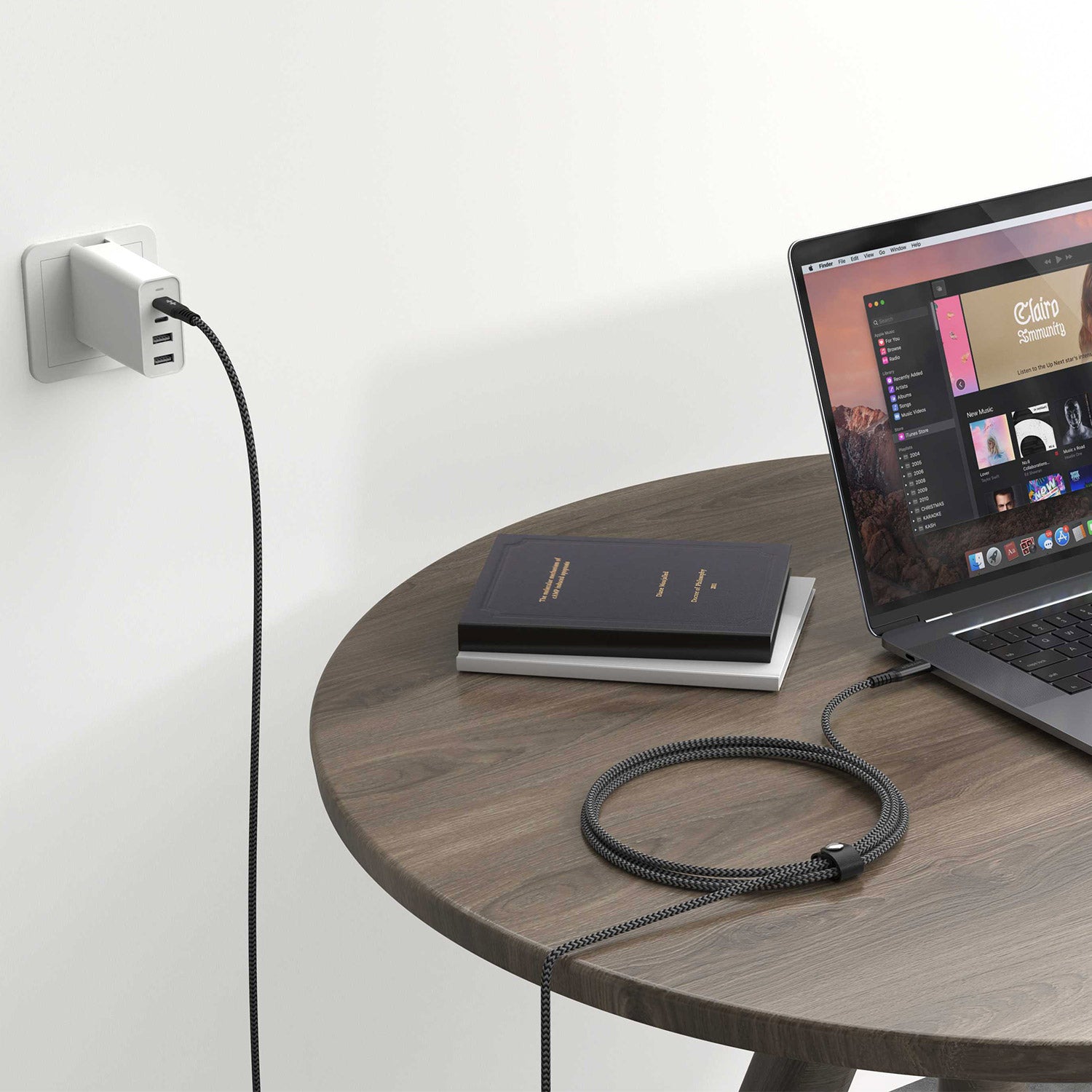 HyperDrive 100W / 10Gbpså¯Ÿå¿ USB-C to C é«èä¹
ã±ãŒãã«ïŒ2mïŒ